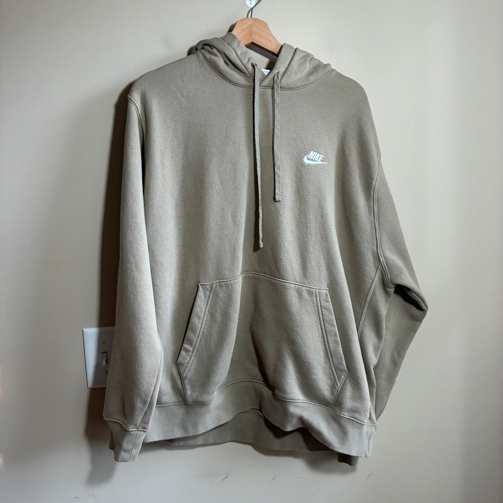 Nike Sportswear Club Fleece Hoodie XL Khaki Mens Embroidered Logo Cotton Blend